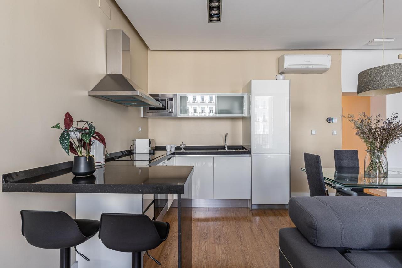 Waou Apartamentos En Sol Deluxe 2 Madrid Luaran gambar